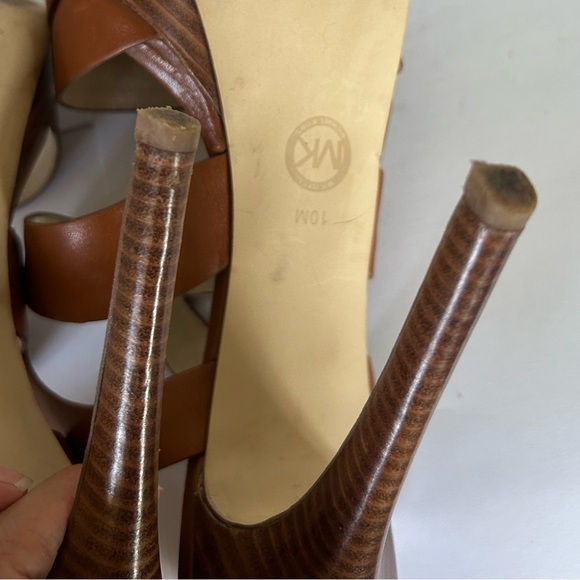 Michael Kors Candace Platform heels - Picture 13 of 14